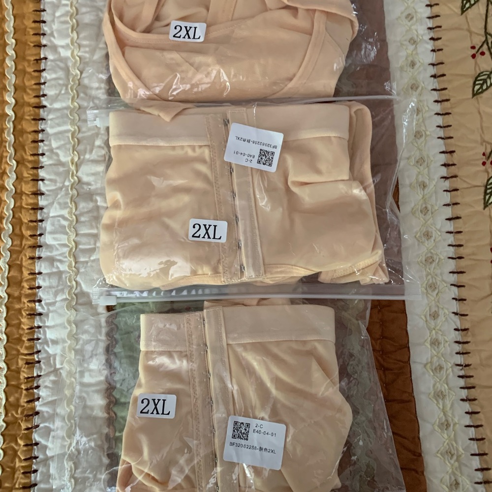 NIP Bras (3) wire free adjustable straps and front closure. Posture support!